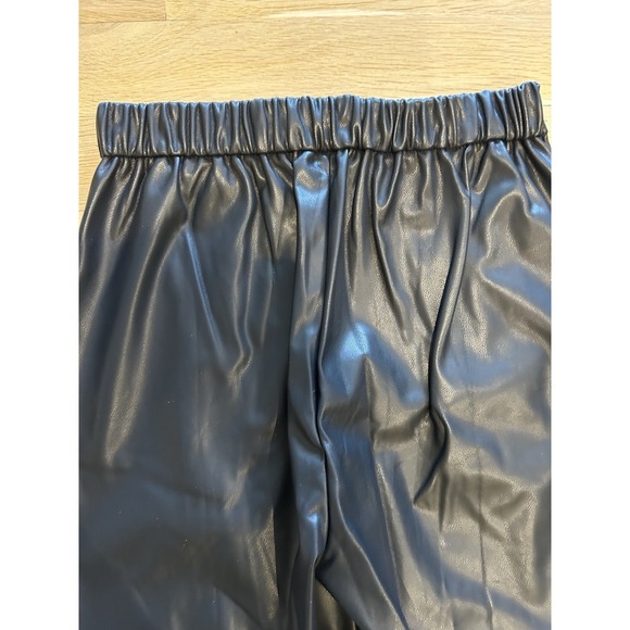 ZENANA Black Faux Leather Single Pleated High Waisted Wide Leg Pants L Large - Picture 8 of 14